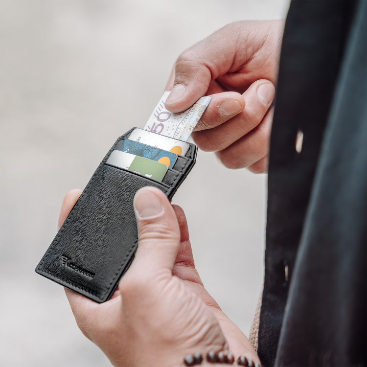 Mini portfel męski na karty czarny skórzany RFID Greg 3383 (9).png