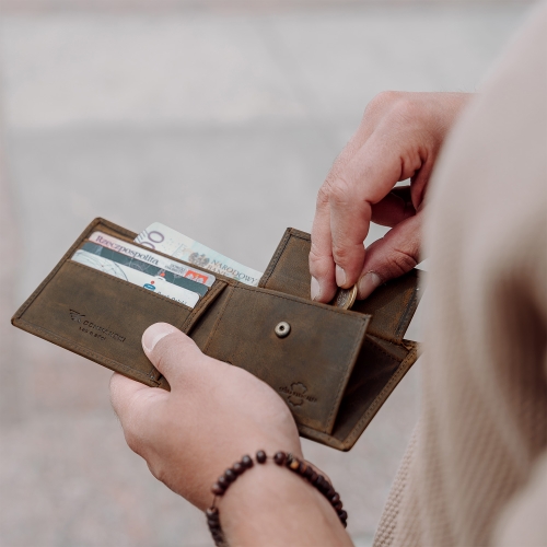 Męski portfel na karty brązowy slim minimalistyczny RFID Leo 3401 (11).jpg
