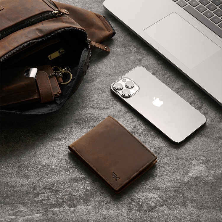 Mały portfel męski brązowy na karty slim RFID Leo 3403 (12).jpg