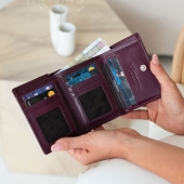 Kochmanski damski portfel śliwkowy skórzany mały na zatrzask z ochroną RFID 3629 (21).jpg