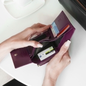 Kochmanski portfel damski na bigiel skórzany śliwkowy portmonetka RFID 3639 (10).JPG