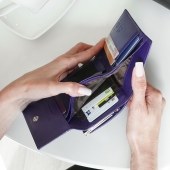 Kochmanski portfel damski na bigiel skórzany fioletowy portmonetka RFID  3641 (10).JPG