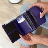 Kochmanski damski portfel fioletowy skórzany zasuwany na zamek RFID 3661 (6).jpg