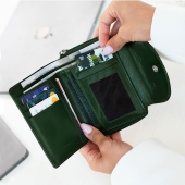 Kochmanski portfel damski skórzany zielony na zamek portmonetka RFID  3672 (6).jpg