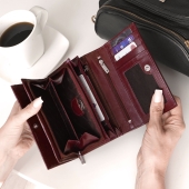 Kochmanski portfel damski bordowy skórzany średni na dokumenty z ochroną RFID Ruby 3680 (23).JPG