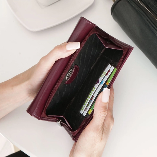 Kochmanski średni portfel damski na zamek skórzany na karty RFID bordowy Ruby 3689 (22).JPG